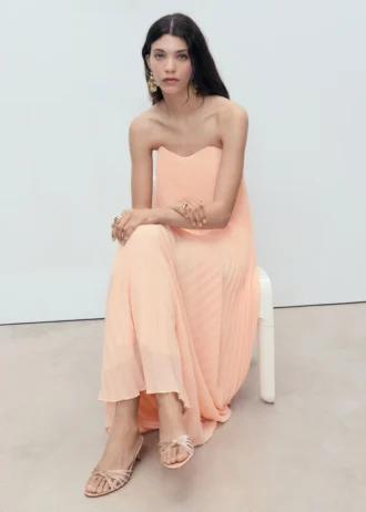 Sandali con tacco basso e strass