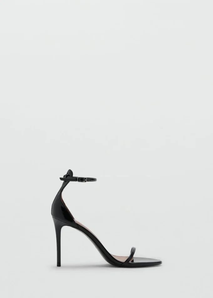 Sandali con tacco e cinturini Sandali con tacco e cinturini