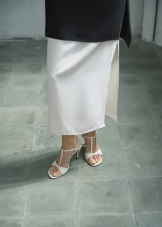 Sandali con tacco in pelle con cinturini