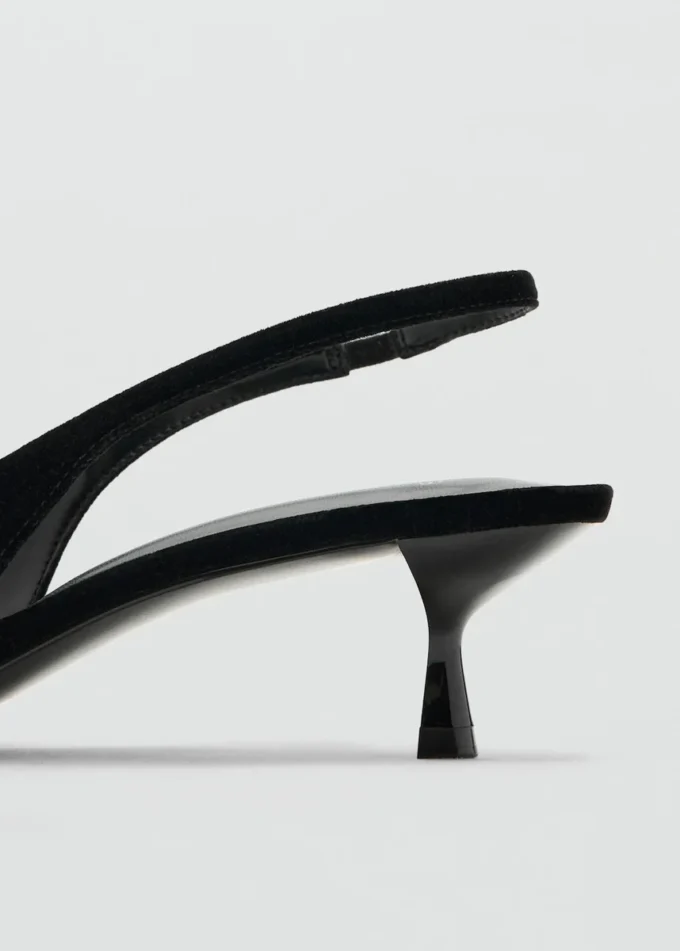 Scarpe con tacco in velluto Scarpe con tacco in velluto