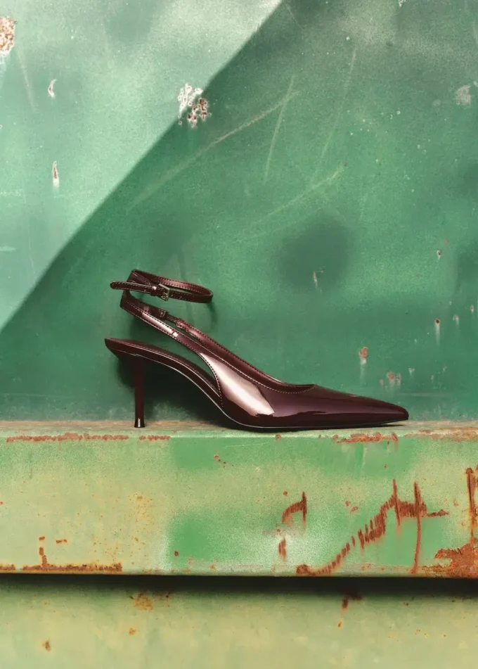 Scarpe con tacco in vernice Scarpe con tacco in vernice