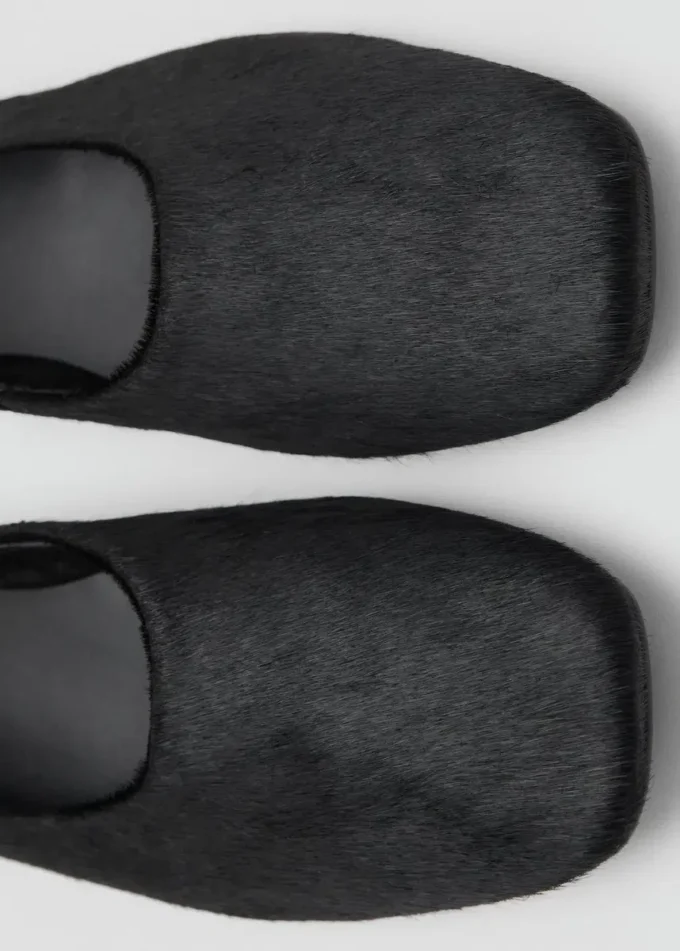 Scarpe in pelle con pelliccia Scarpe in pelle con pelliccia