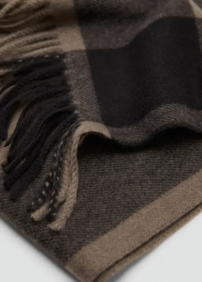 Sciarpa con motivo a righe Sciarpa con motivo a righe