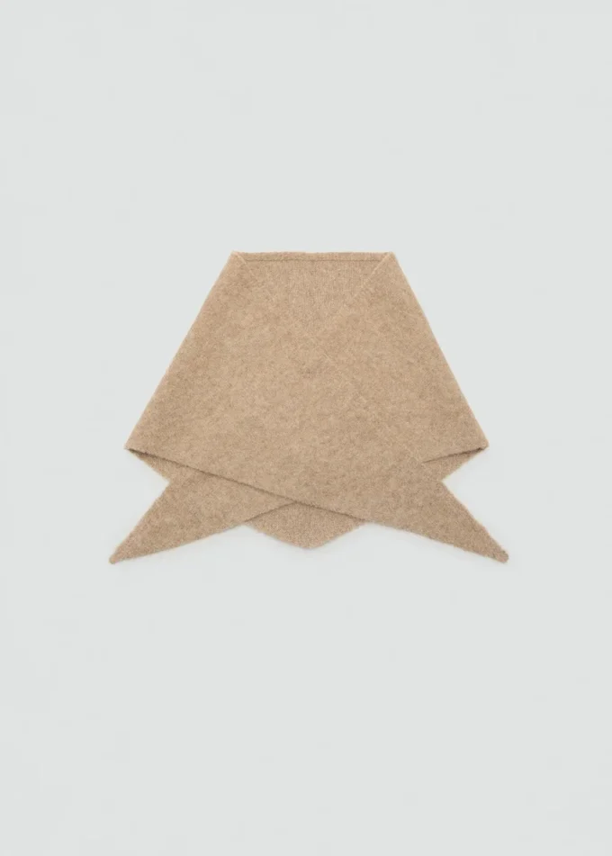 Sciarpa lavorata a maglia