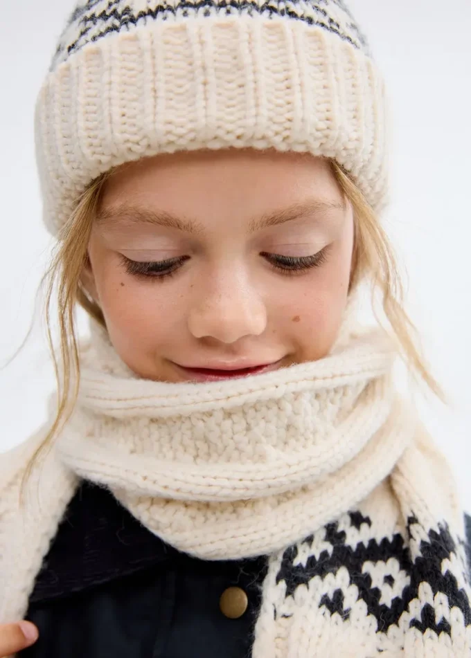 Sciarpa lavorata a maglia