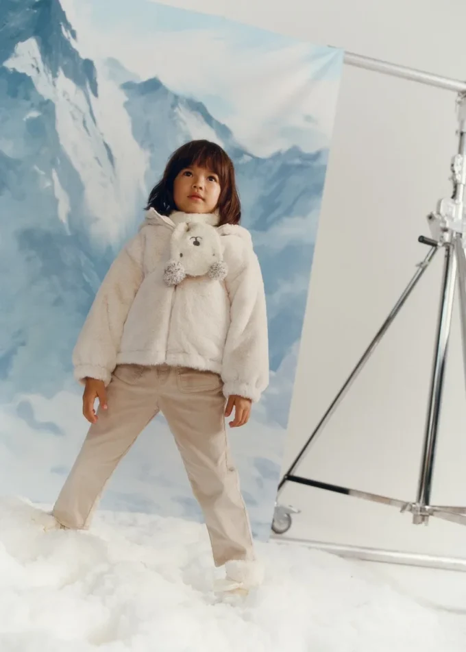 Sciarpa lavorata a maglia con orsacchiotti