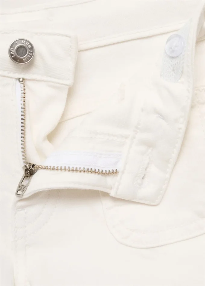 Shorts in denim dal taglio dritto Shorts in denim dal taglio dritto