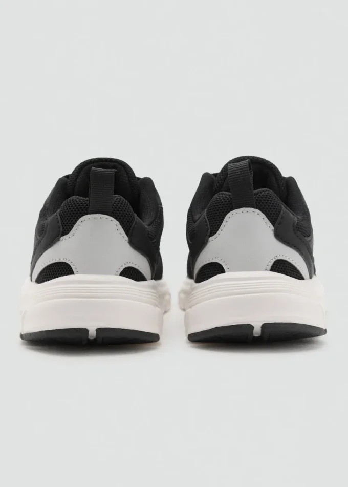 Sneakers combinate con lacci Sneakers combinate con lacci