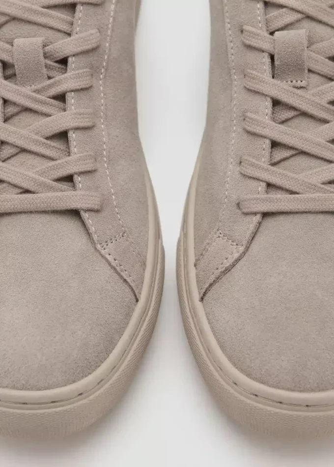 Sneakers in pelle scamosciata Sneakers in pelle scamosciata