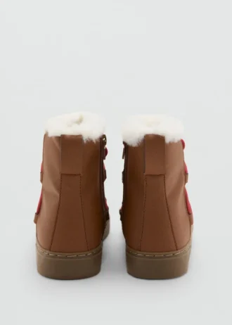 Stivaletti con lacci