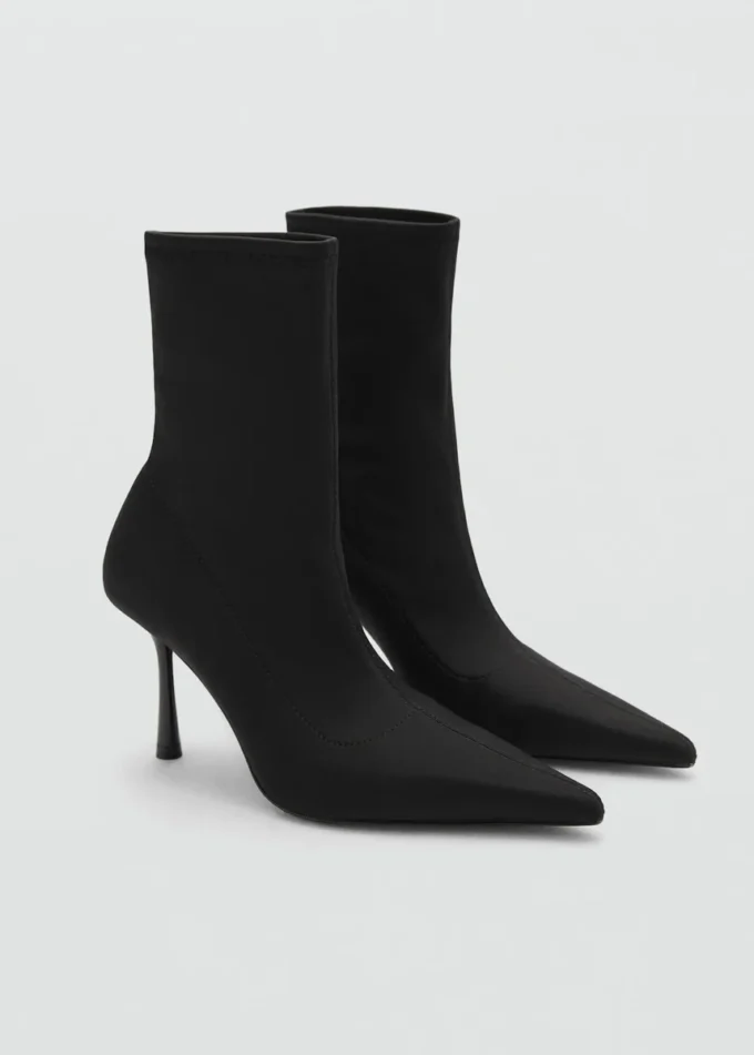 Stivaletti con tacco Stivaletti con tacco