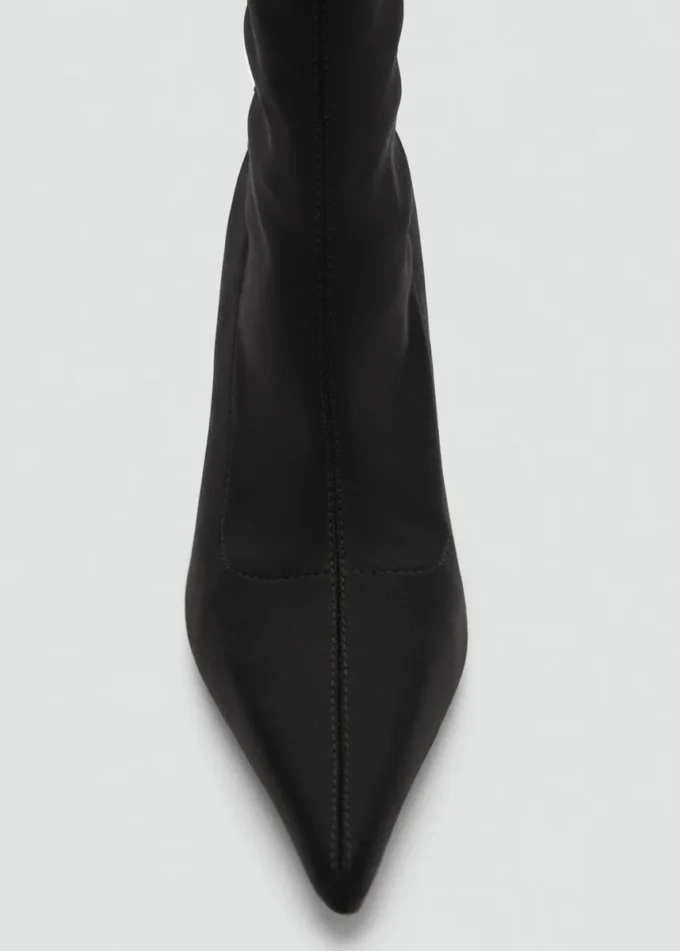 Stivaletti con tacco Stivaletti con tacco