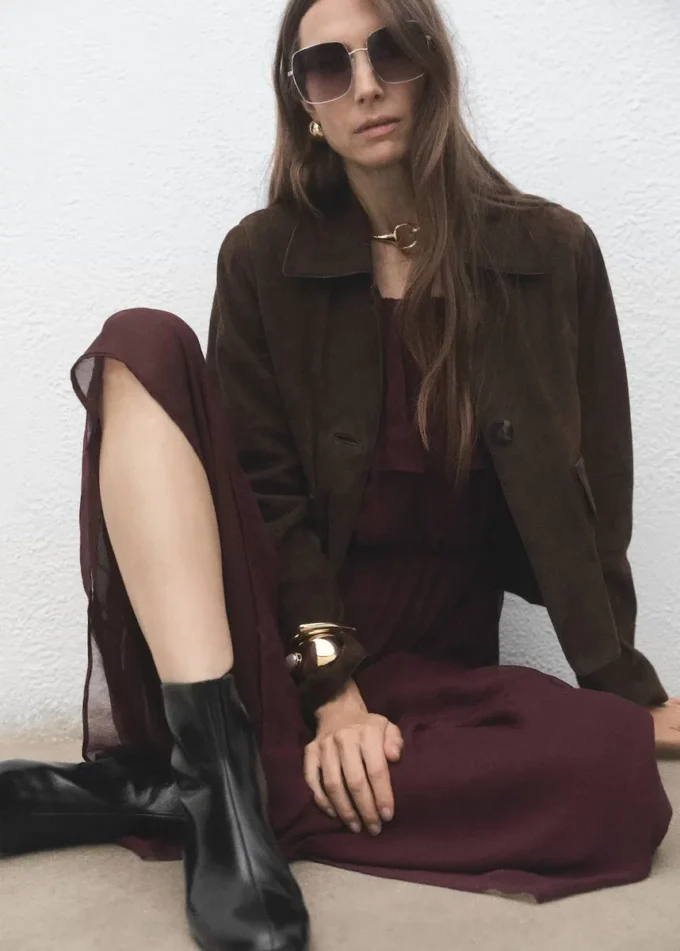 Stivaletti in pelle con zip Stivaletti in pelle con zip