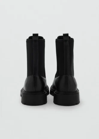 Stivaletti in pelle con zip