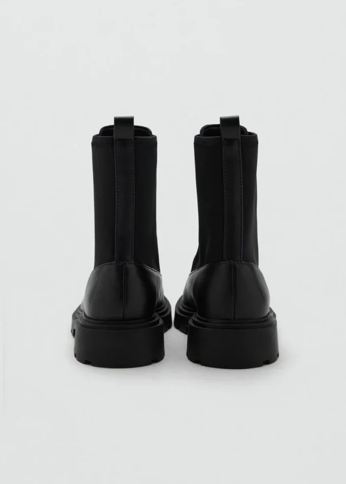 Stivaletti in pelle con zip