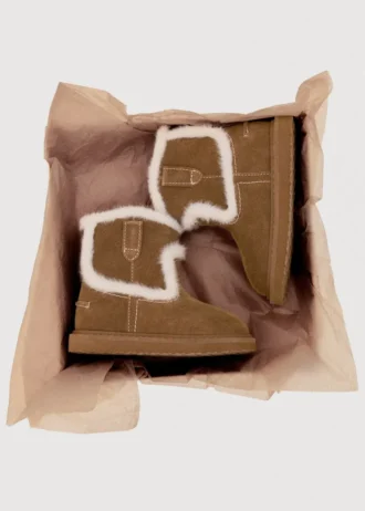 Stivaletti in pelle scamosciata effetto pelliccia