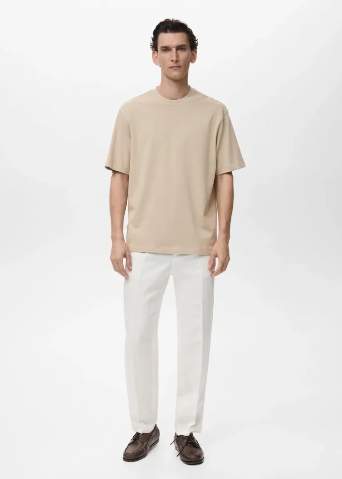 T-shirt 100% cotone dalla vestibilità morbida T-shirt 100% cotone dalla vestibilità morbida