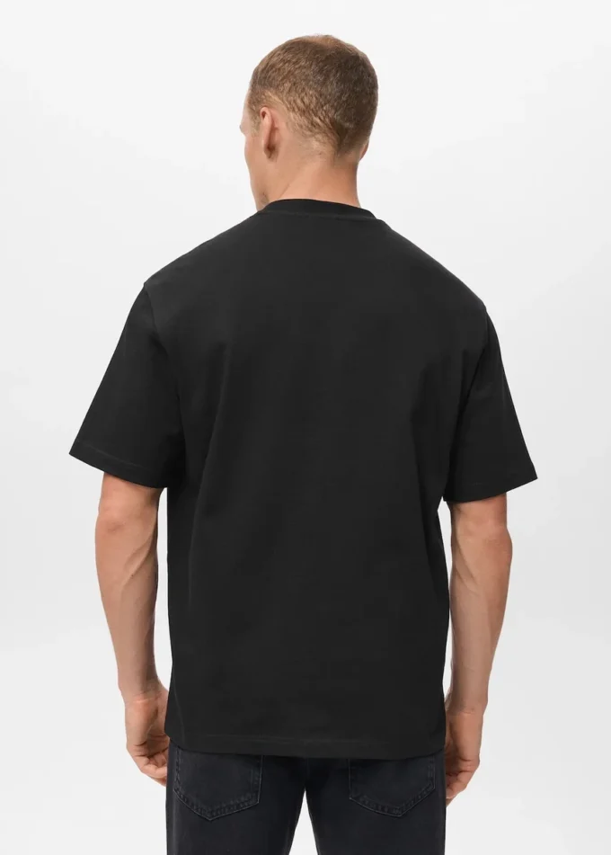 T-shirt 100% cotone dalla vestibilità morbida