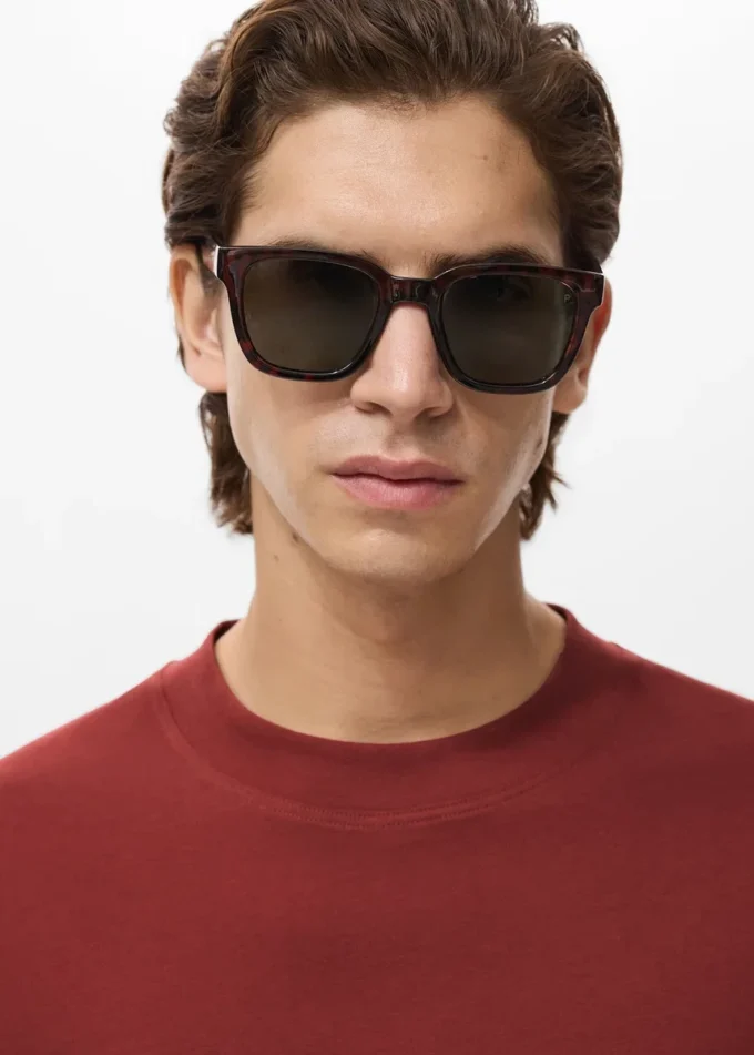 T-shirt 100% cotone vestibilità boxy tasca T-shirt 100% cotone vestibilità boxy tasca