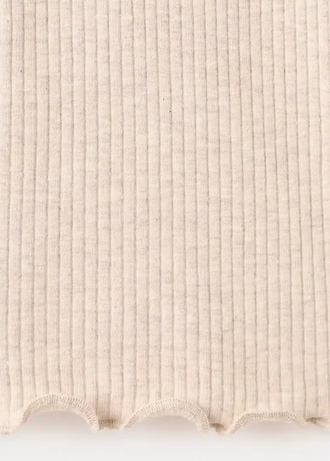 T-shirt a collo alto a costine T-shirt a collo alto a costine