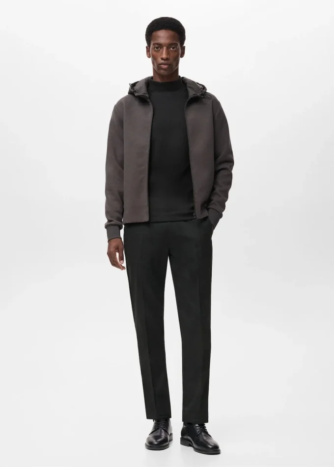 T-shirt a maniche lunghe con collo alla coreana T-shirt a maniche lunghe con collo alla coreana