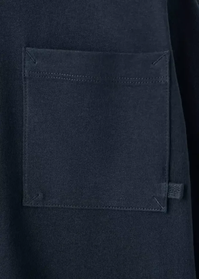 T-shirt a maniche lunghe con tasca T-shirt a maniche lunghe con tasca