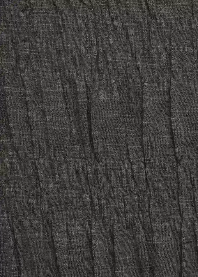 T-shirt a maniche lunghe con volant T-shirt a maniche lunghe con volant