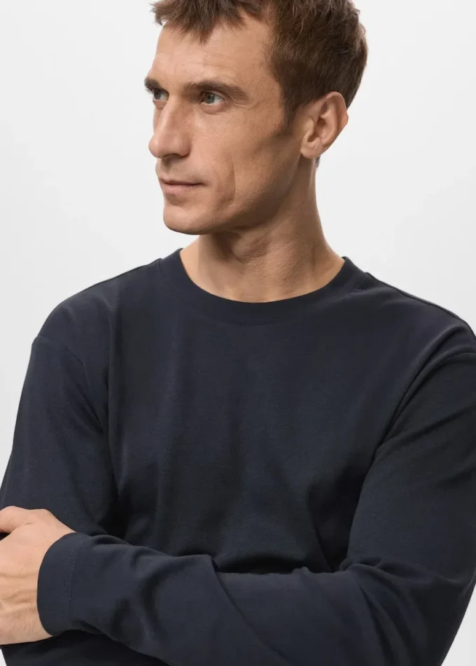 T-shirt a maniche lunghe e vestibilità regolare T-shirt a maniche lunghe e vestibilità regolare