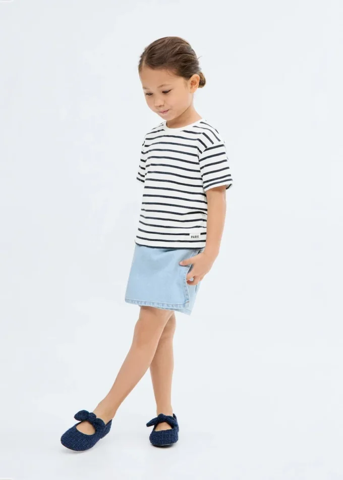 T-shirt a righe applicate T-shirt a righe applicate