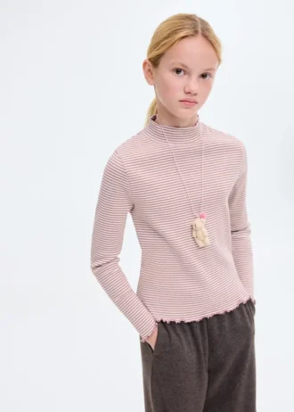 T-shirt a righe con orlo smerlato T-shirt a righe con orlo smerlato