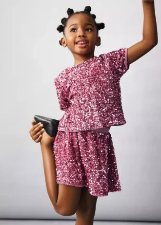 T-shirt brillante con paillettes