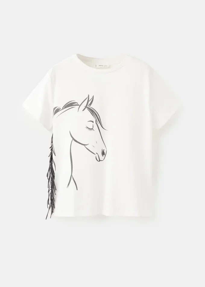T-shirt con cavallo sfrangiato T-shirt con cavallo sfrangiato