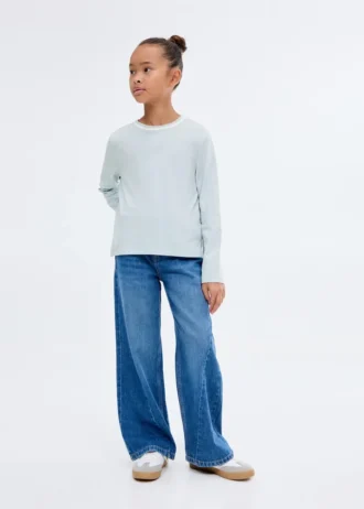 T-shirt con collo a contrasto