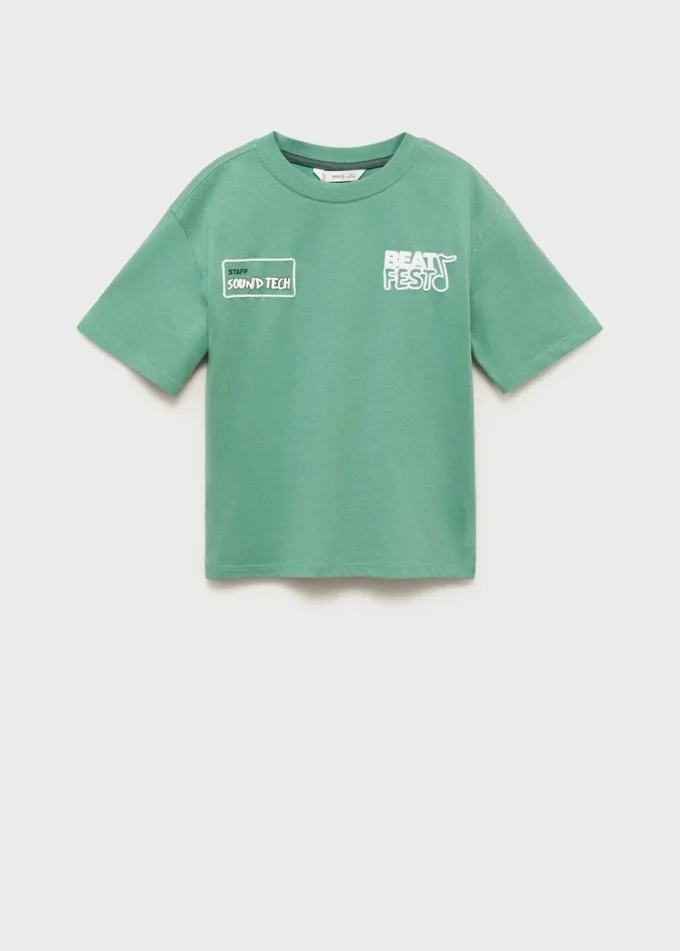 T-shirt con lettere stampate in rilievo