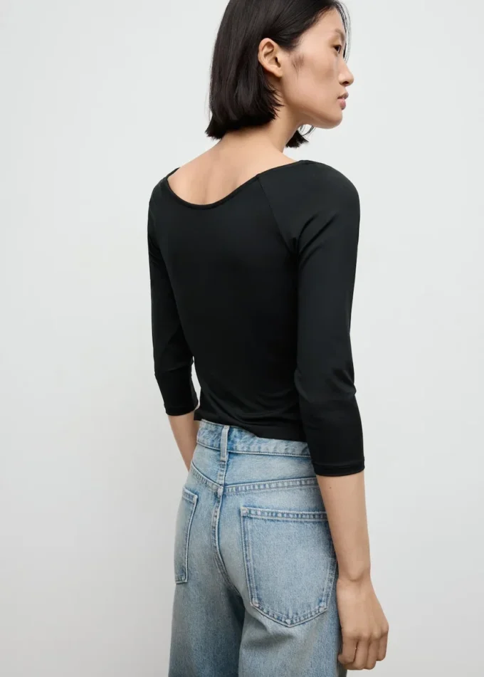 T-shirt con maniche a tre quarti