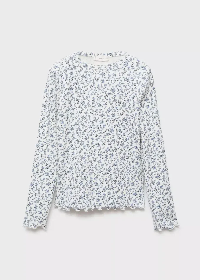 T-shirt con stampa floreale T-shirt con stampa floreale