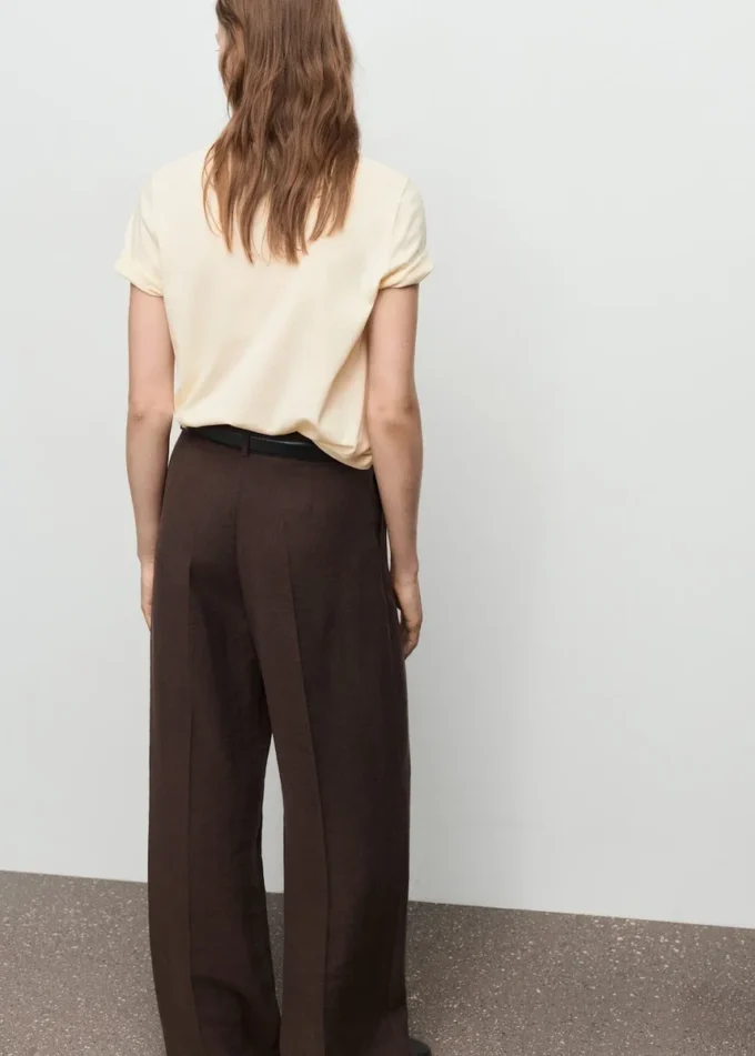 T-shirt con stampa floreale T-shirt con stampa floreale