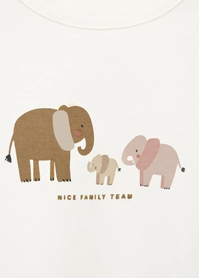 T-shirt con stampa in rilievo T-shirt con stampa in rilievo