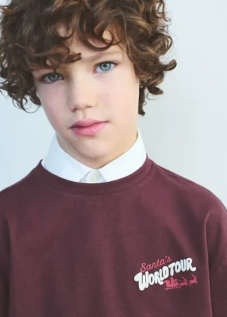 T-shirt con stampa natalizia T-shirt con stampa natalizia