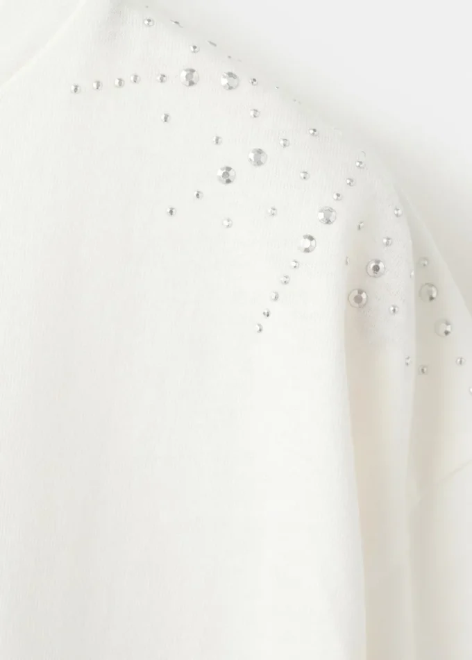 T-shirt con strass scintillanti T-shirt con strass scintillanti