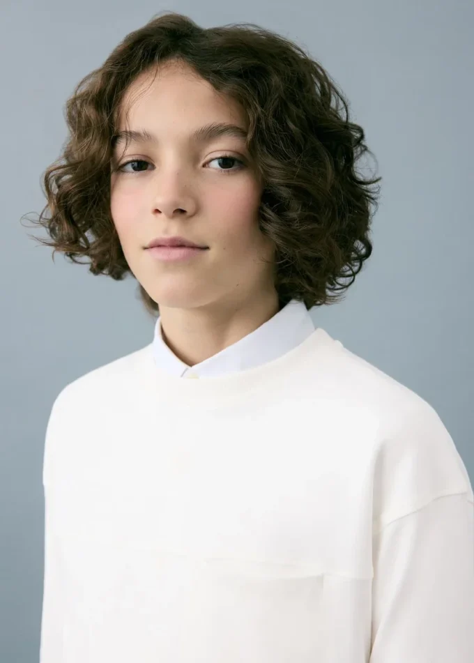 T-shirt con tasca e cuciture a vista T-shirt con tasca e cuciture a vista