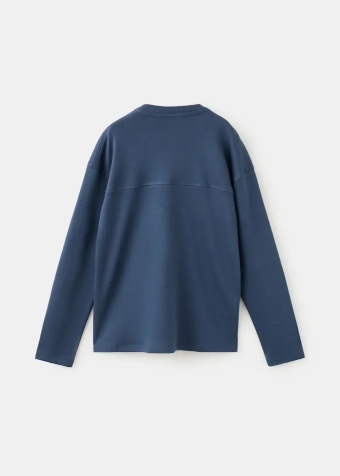 T-shirt con tasca e cuciture a vista T-shirt con tasca e cuciture a vista