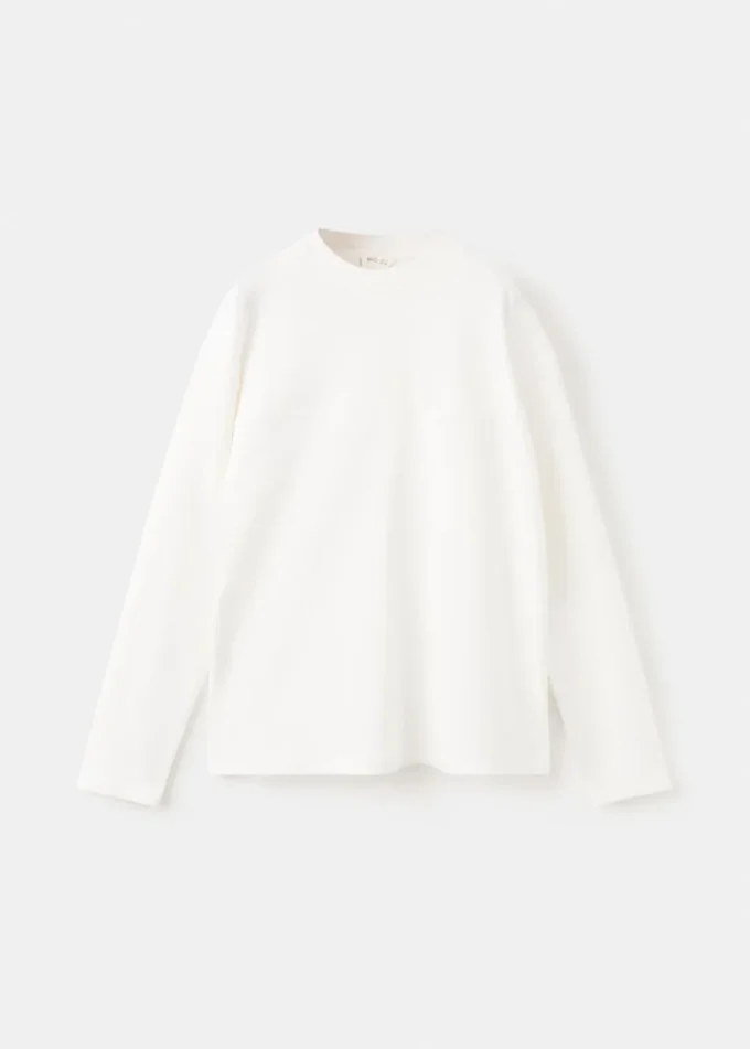 T-shirt con tasca e cuciture a vista T-shirt con tasca e cuciture a vista