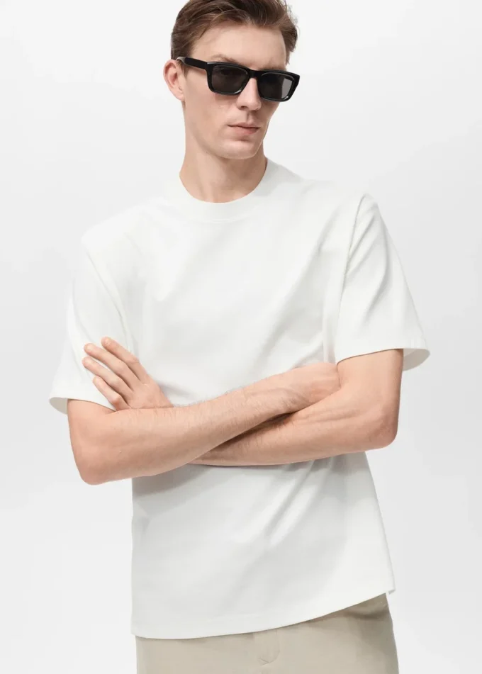 T-shirt dalla vestibilità regolare e dalla trama strutturata T-shirt dalla vestibilità regolare e dalla trama strutturata