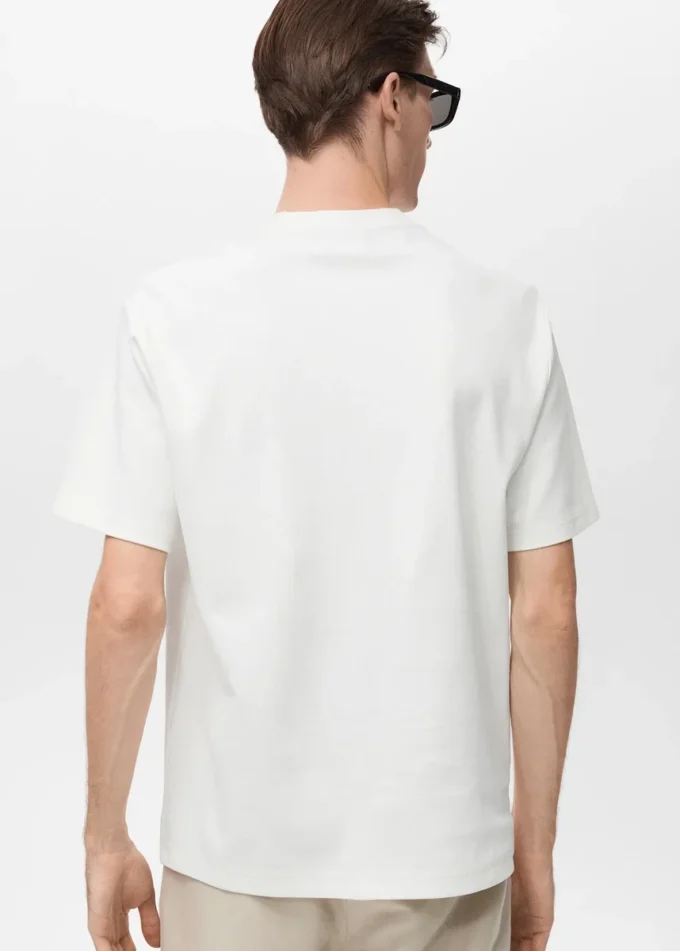 T-shirt dalla vestibilità regolare e dalla trama strutturata T-shirt dalla vestibilità regolare e dalla trama strutturata