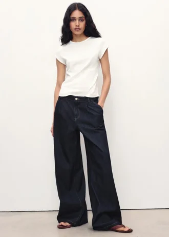 T-shirt in cotone a maniche corte T-shirt in cotone a maniche corte