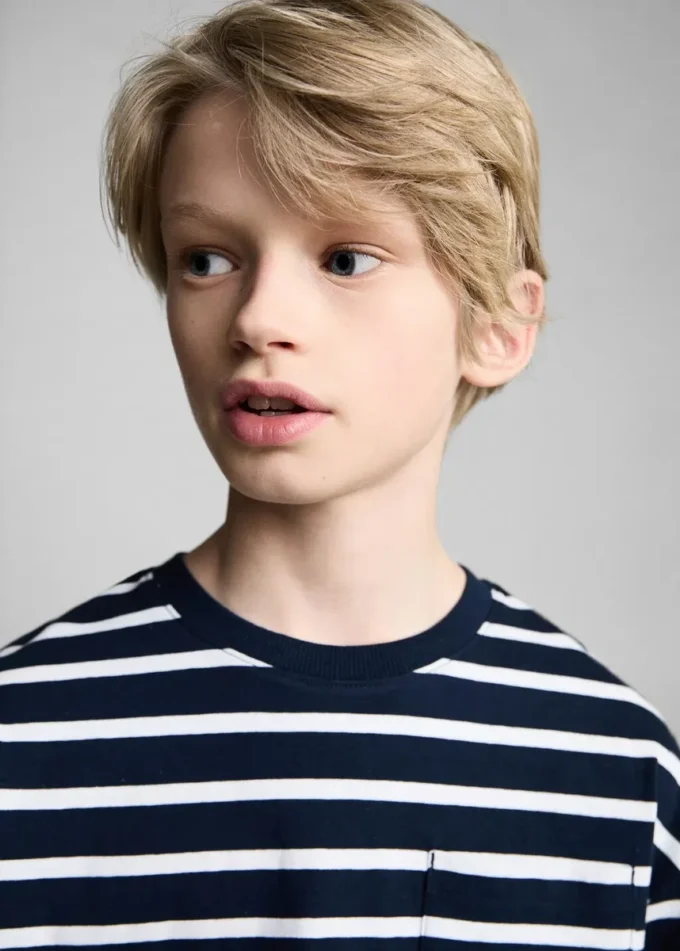 T-shirt in cotone a righe T-shirt in cotone a righe