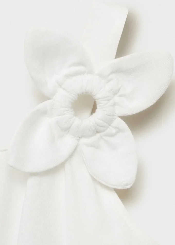 T-shirt in cotone con dettaglio floreale T-shirt in cotone con dettaglio floreale