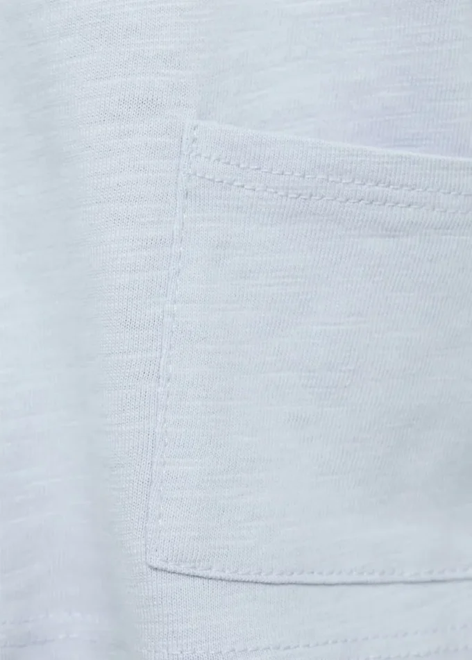 T-shirt in cotone con tasca