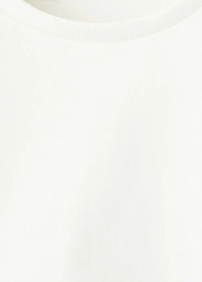 T-shirt in cotone con volant T-shirt in cotone con volant